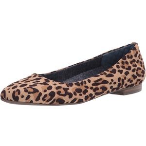 Dr. Scholl’s leopard flats size 8.5W